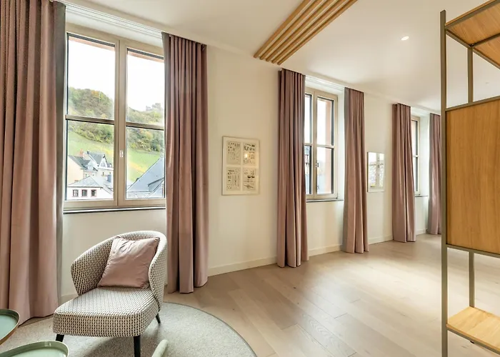 Deinhard's * Bernkastel-Kues